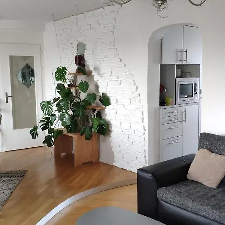 Logement Arcobaleno Apartment *